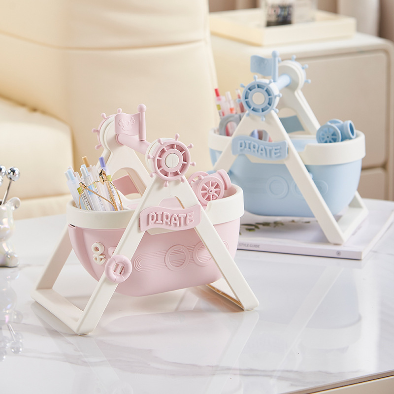 Creative Cute Pirate Ship Pen Holder Student Room Desktop Decoration Decoration Multi-Functional Storage Box details Picture