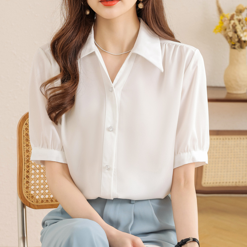 French lapel chiffon shirt for women with a unique design sense, a loose 2024 summer new style, a laid-back short-sleeved shirt