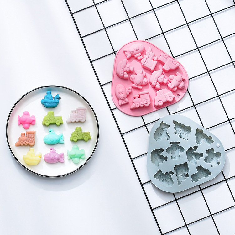 Spot 10 Even Sea, Land And Air Transport Model Silicone Mold Cake Chocolate Mold Drop Glue Mold details Picture