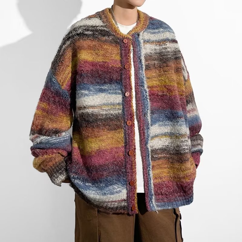 A new autumn and winter Hong Kong-style loose sweater for men, a fashionable and casual knitted cardigan for both men and women