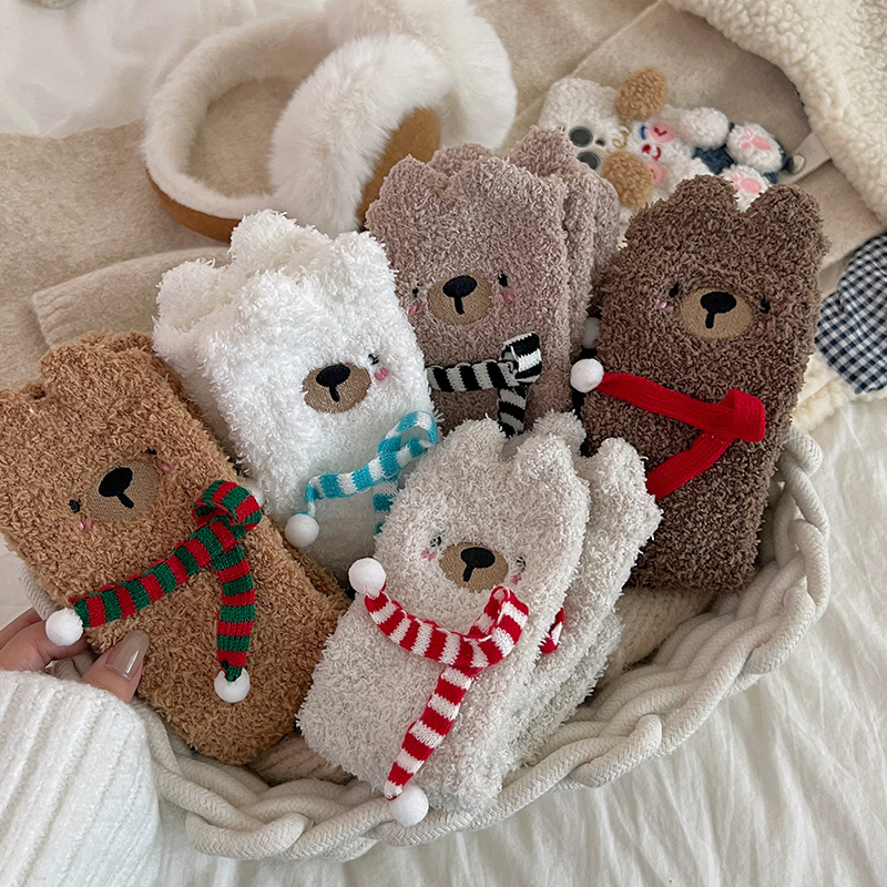 Sock stall, one-piece consignment, bear coral fleece socks, cute cartoon mid-calf socks for girls, winter warmth, thickened fleece socks, non-shedding sleep socks, one-piece consignment Specification image
