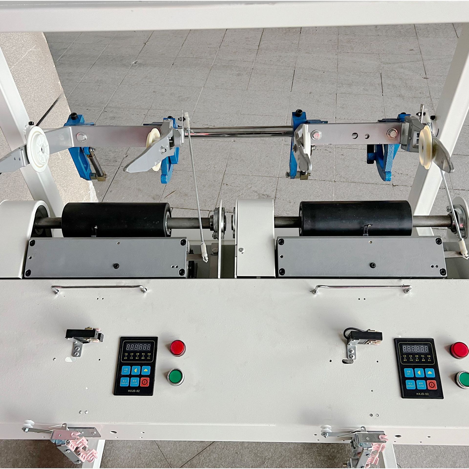 280 defuzzing machine, 6-spindle defuzzing, yarn rewinding machine, 2/4/6 single-spindle textile equipment, winding 280 single-spindle rewinding machine Application Scenario