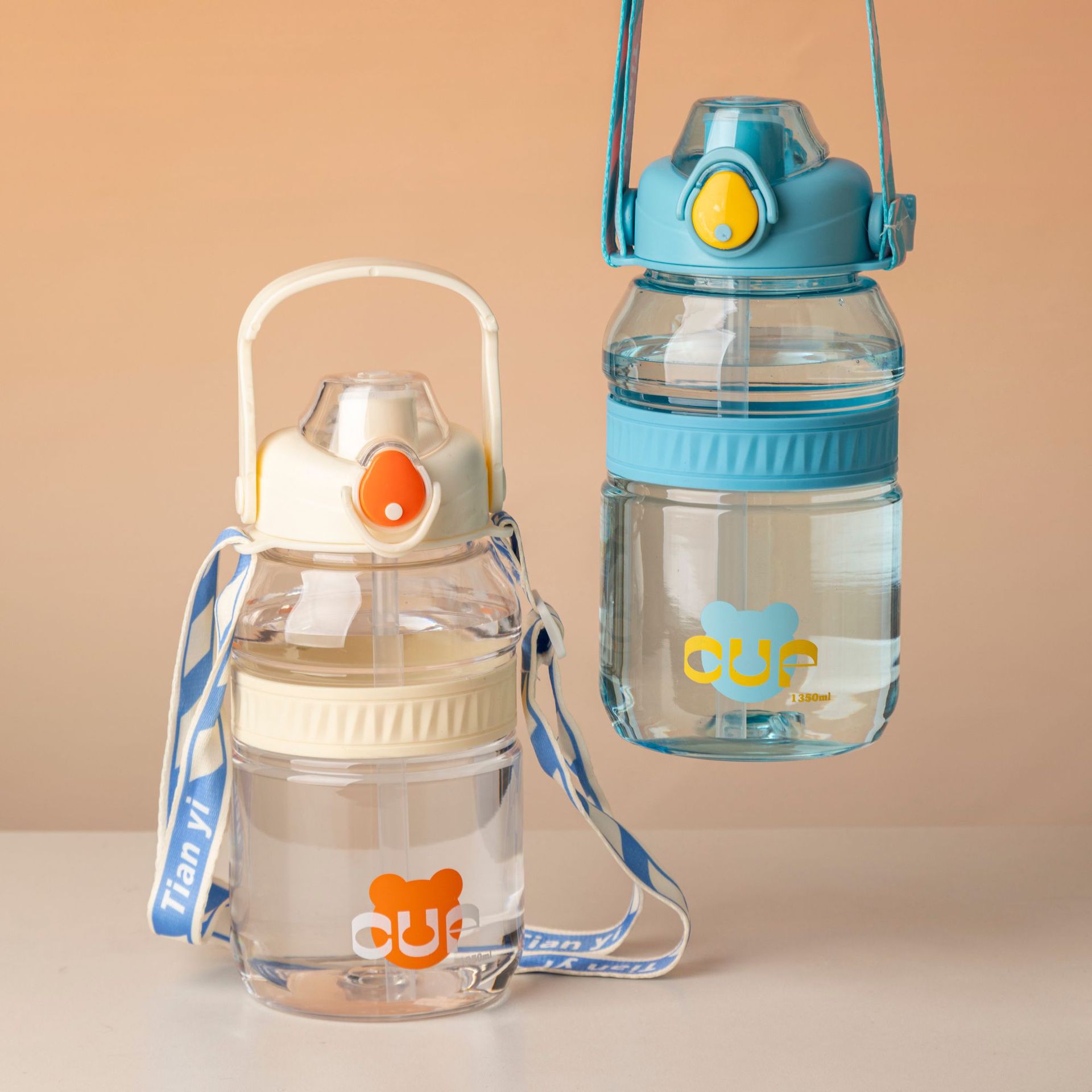 Large-capacity water cups, heat-resistant large-belted cups for men and women in summer, portable straw water cups, women's sports water bottles, ton-ton buckets Specification drawing
