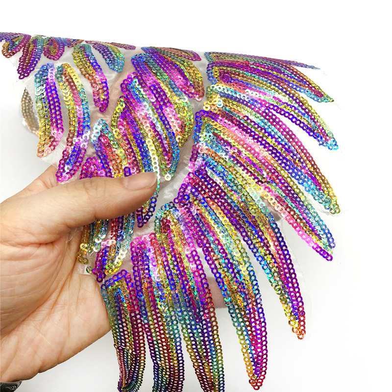 Factory direct sales of fashionable colored sequined wings, flower-patterned fabric patches, clothing decoration accessories, wings, sequins, embroidery patches, back adhesive patches, discounted goods Specification image
