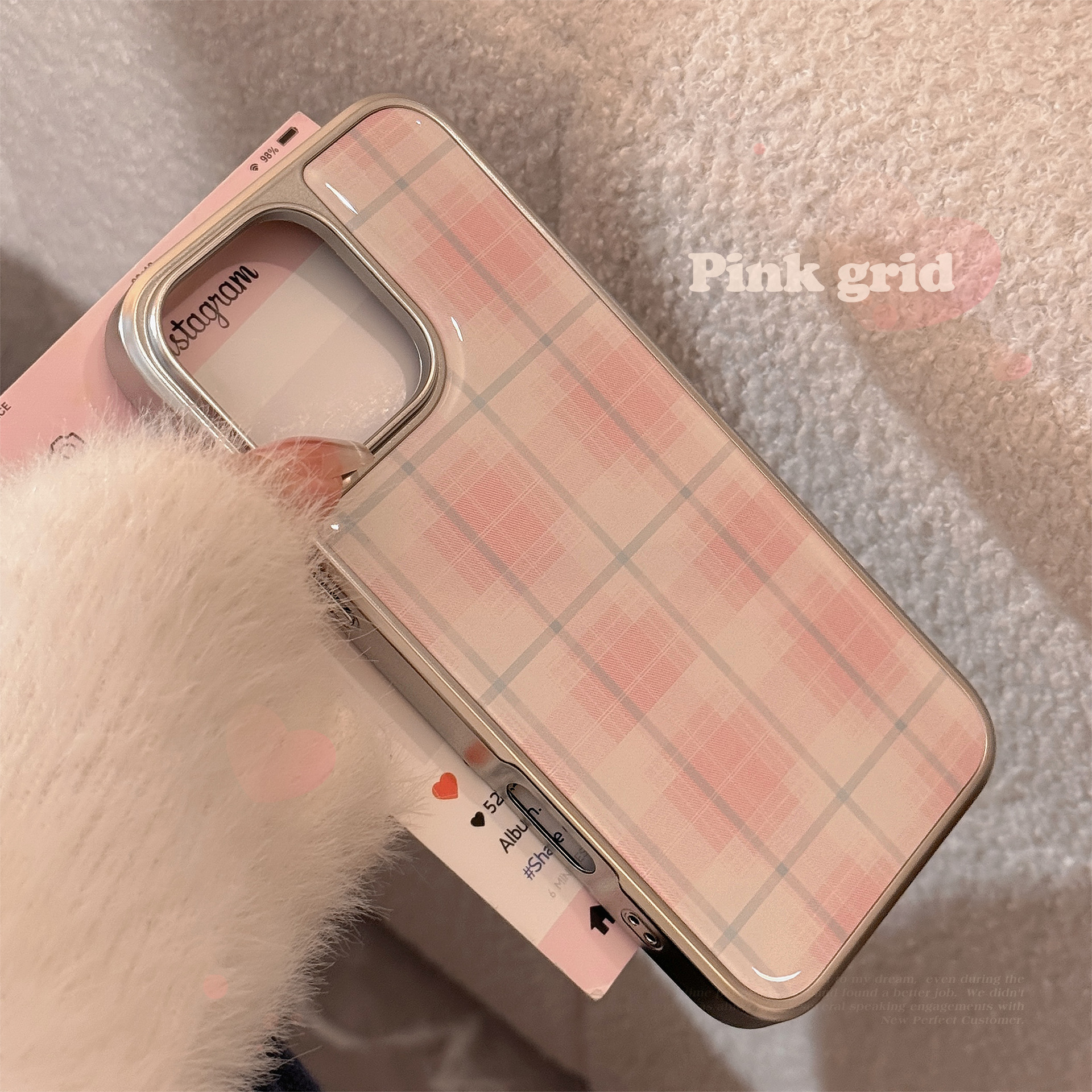 Pink checkered pattern suitable for 16 iPhone 15promax phone cases iPhone 14 resin 17 sweet 15 electroplated Huawei