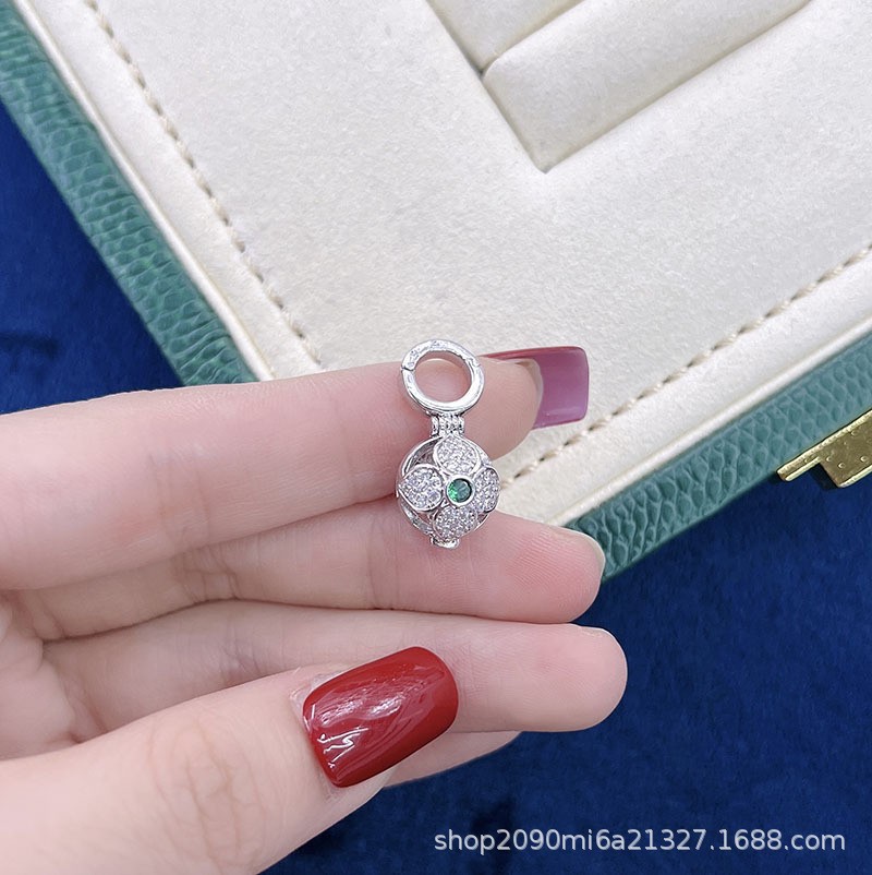 DIY accessories: copper-plated real gold spherical universal buckle necklace, fashionable and niche empty stand, slightly inlaid zircon buckle Item Picture