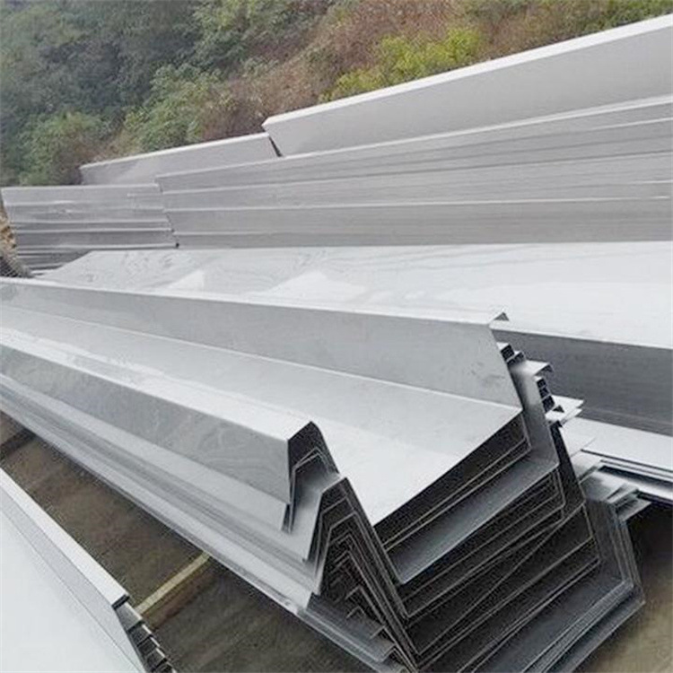 We offer stainless steel gutter sinks, stainless steel U-shaped sinks and 304 stainless steel sinks in stock for sale