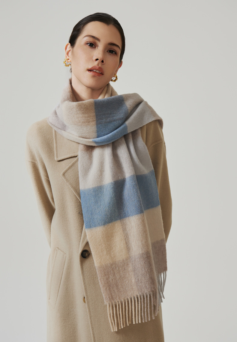 韩系羊毛围巾女春秋高级感加长简约女士格子百搭男士流苏围脖批发详情10