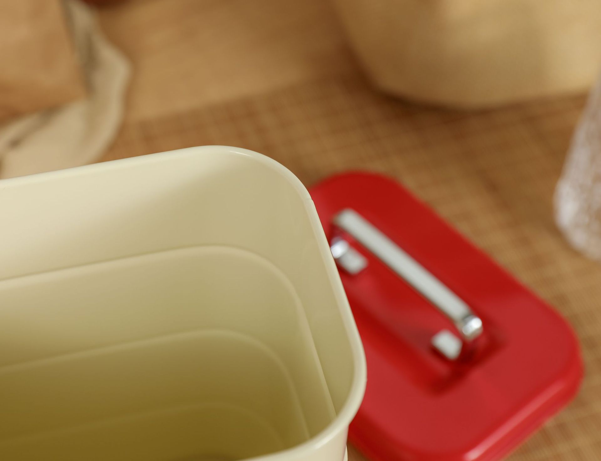 Miscellaneous Storage Box, Simple Storage Box, Kitchen Cosmetics Storage Basket, Storage Basket, Desktop Miscellaneous And Snack Storage Can Specification drawing