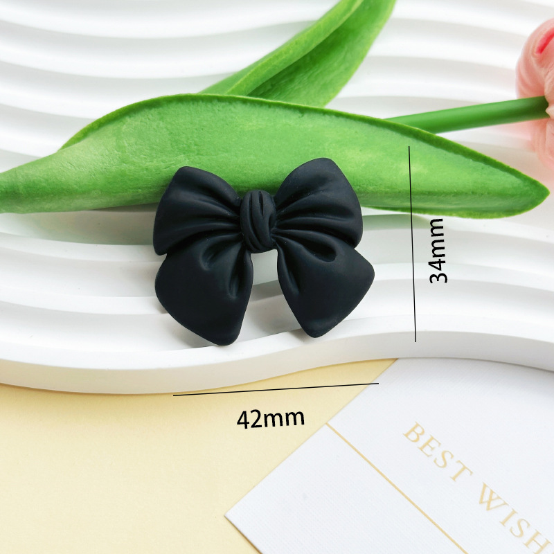 Cartoon simulation bow tie diy resin accessories, phone cases, cream glue DIY hair clips, wholesale of handcrafted materials pic 16