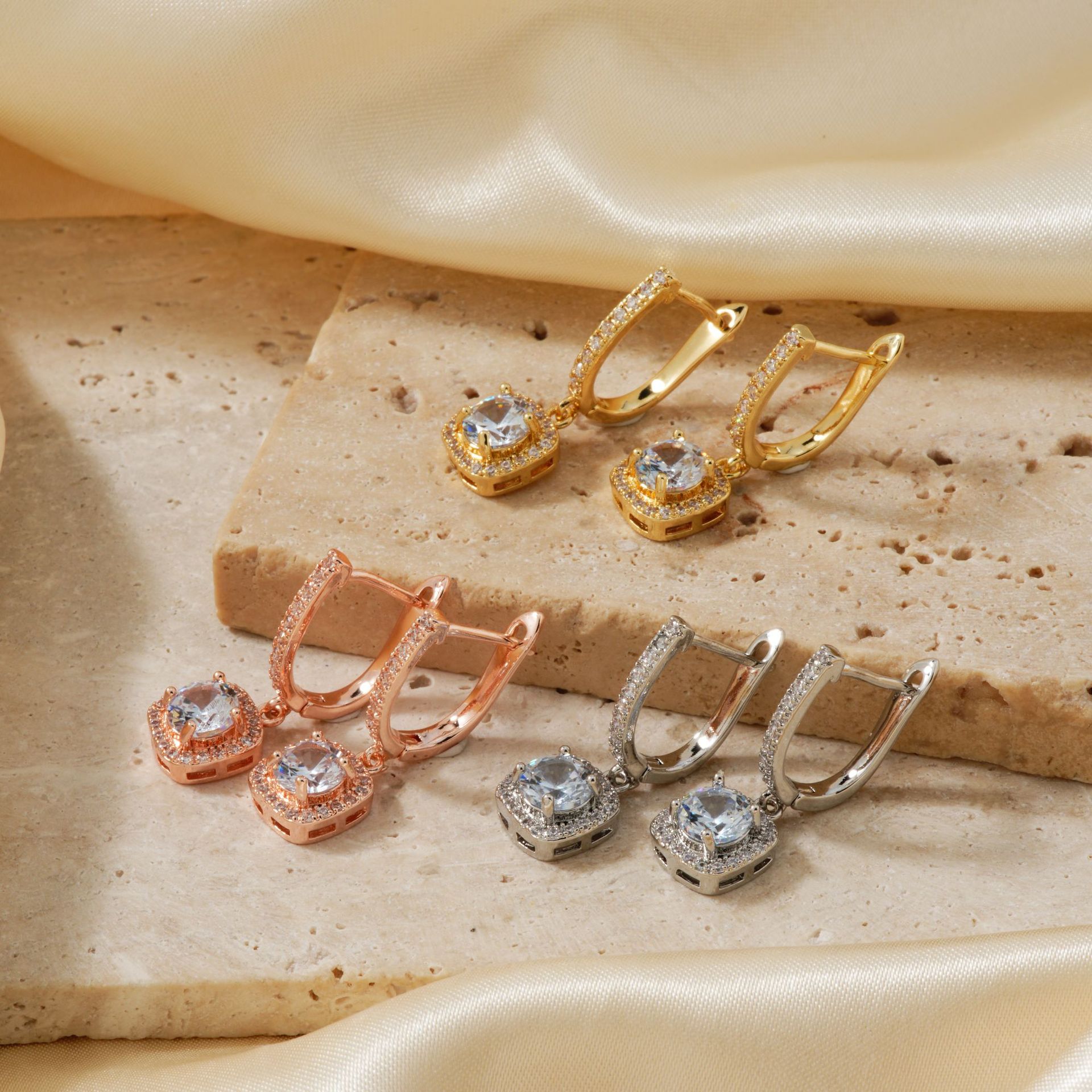 Exquisite and high-end ladies' micro-inlaid zircon versatile and fashionable earring earrings, European and American square earrings and accessories wholesale