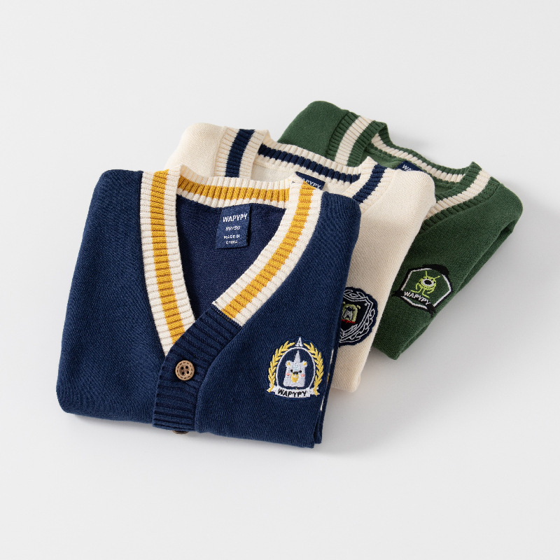 Children's sweater 2022 Autumn New style Boys' woolen cardigan, baby V-neck embroidered Korean version children's clothing top wholesale details Picture