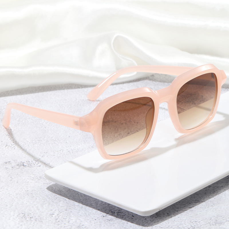 跨境 新款店长热推复古太阳镜 欧美时尚多边形黑色墨镜女太阳眼镜