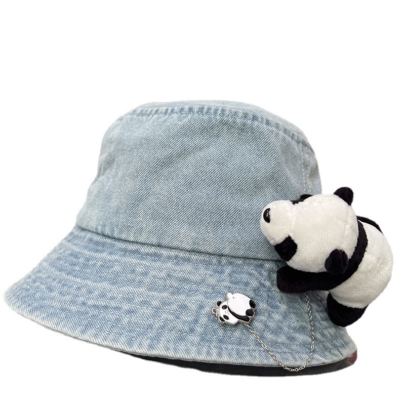 Exaggerated large dolls, sun hats, girls in all four seasons, cute and adorable girls out on the street, basin hats, couples, explosive cowboy fisherman hats Item Picture