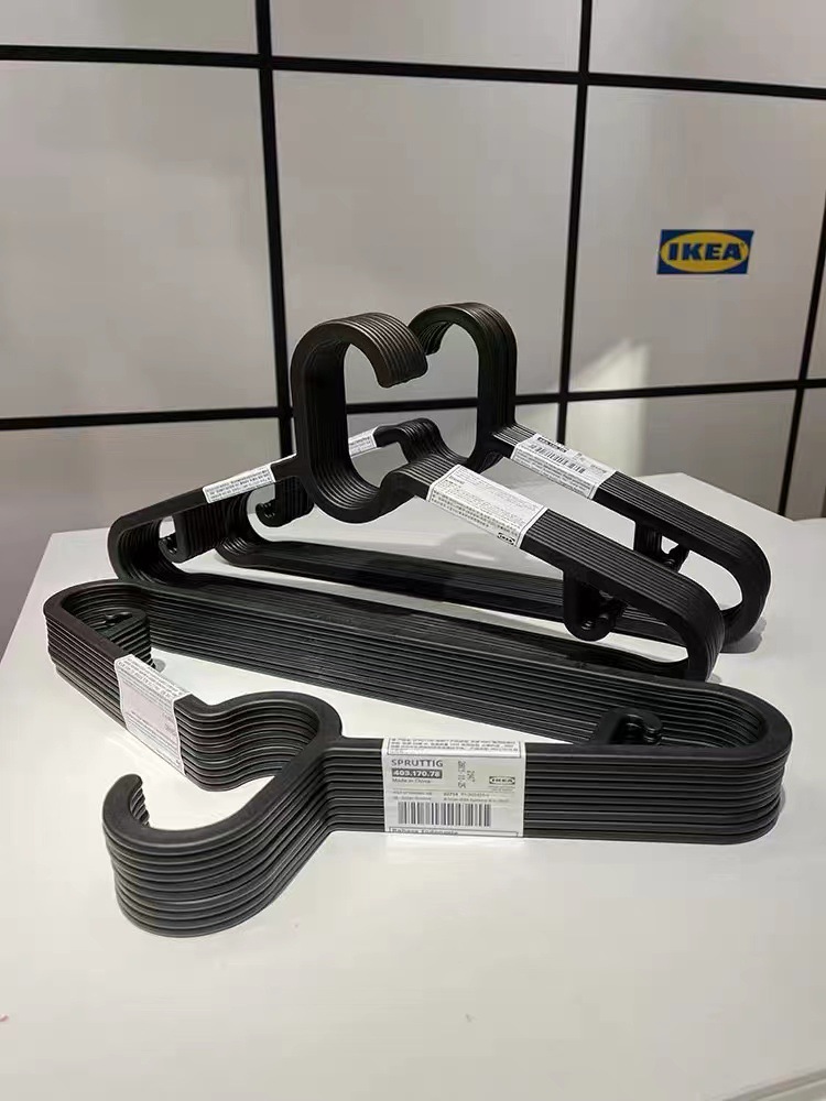 简约风黑白衣细节图