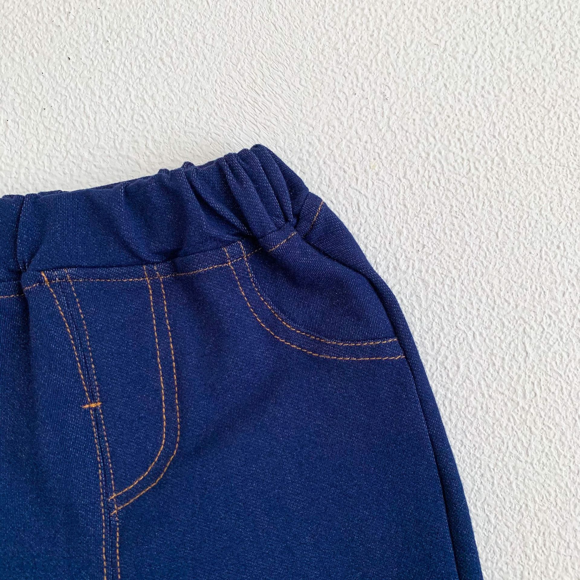 New autumn and winter baby jeans, trendy and fashionable, stretchy baby and toddler long pants, solid color versatile children's casual pants Application Scenario
