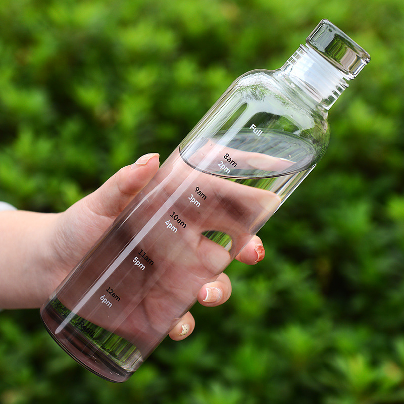 A student's creative time-scale water cup