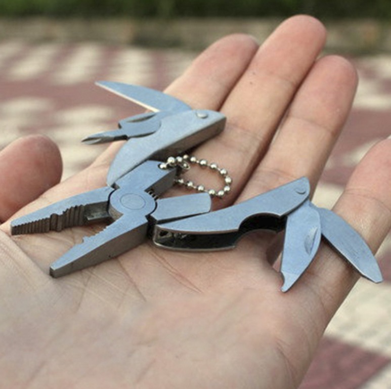 Multi-purpose folding pliers