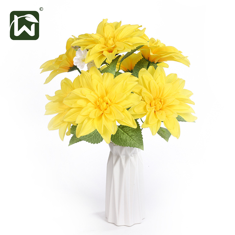 Wholesale of artificial rose heads for indoor and outdoor landscaping, flower decoration for home living rooms, and country-style classical photography ornaments details Picture