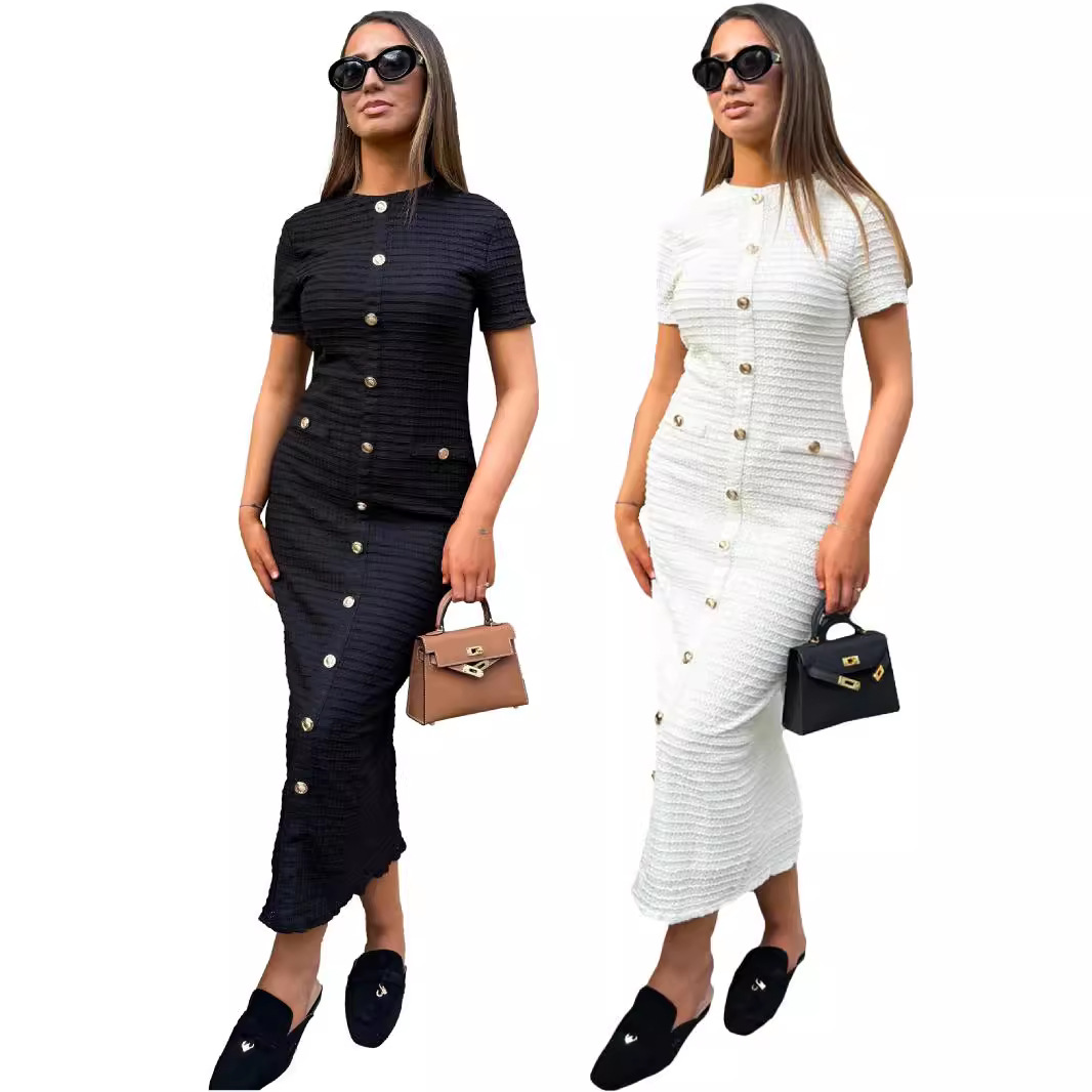 Vintage slim and slim knitted short-sleeved dress in stock thumbnail
