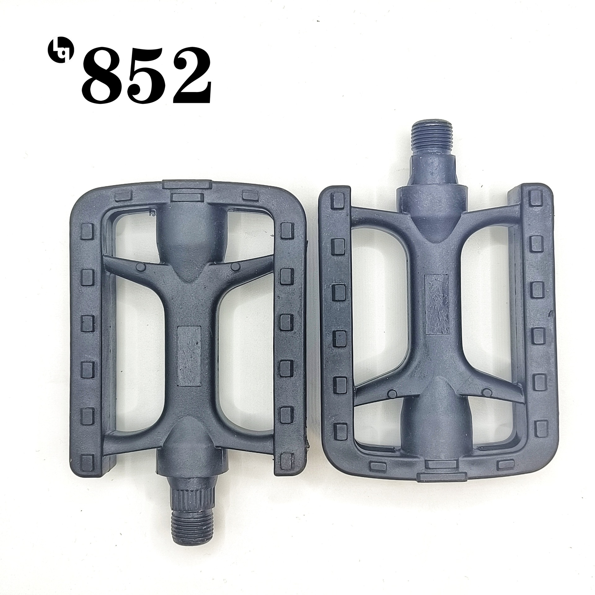 أما بالنسبة للدراجات الجبلية، فإن الركوب بالألمنيوم والدراجات على قدم وساق Item Picture