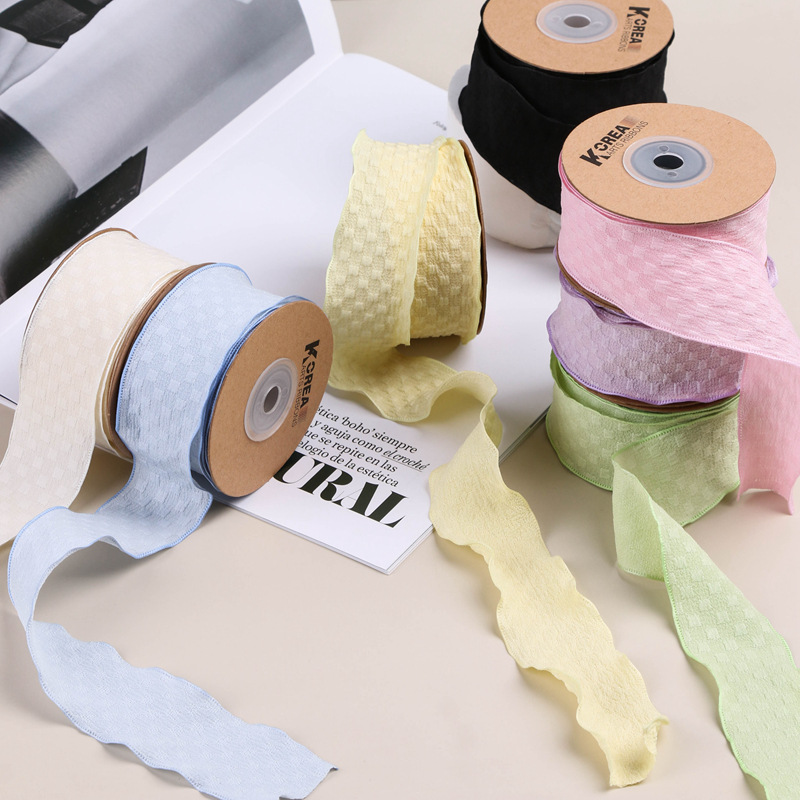 Korean-style lace, pleated, checkered, hairpin, bow, bouquet decoration, fresh flowers, floral art packaging, ribbon, black fungus, edge gauze Specification image