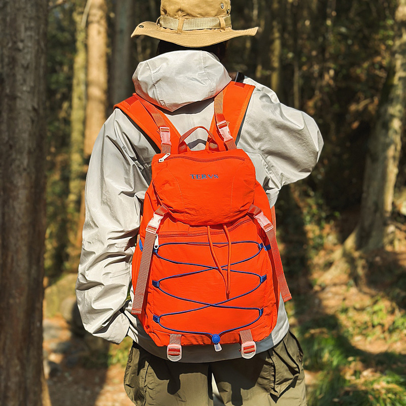 跨境双肩包男轻便登山包抽绳大容量户外旅行双肩包女大学生书包女产品图