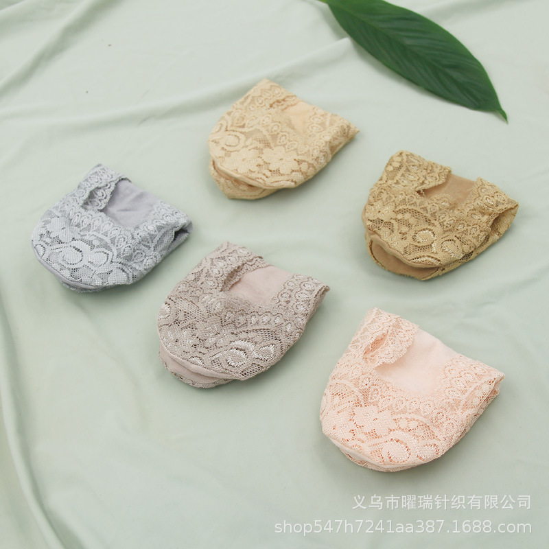 Ship socks women's lace lace shallow-mouthed silicone anti-slip Korean-style hollowed-out spring, summer and autumn thin invisible cotton sole women's socks details Picture