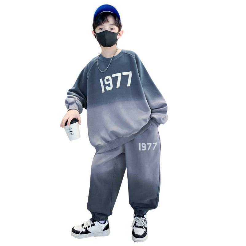 Children's and boys' autumn sweatshirt set 2023 New Spring and Autumn long-sleeved two-piece set for children's sports, cross-border trend Item Picture