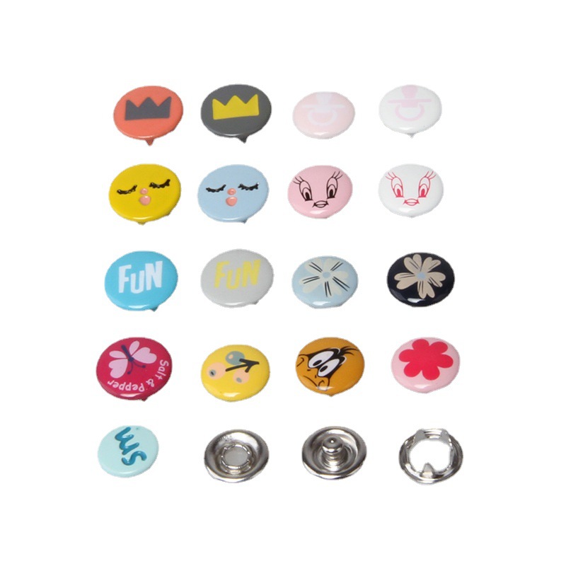 The manufacturer supplies high-precision copper 9.5mm hollow five-pronged buttons and 65 copper 1cm solid pearlescent five-pronged buckles with a covered surface Specification image