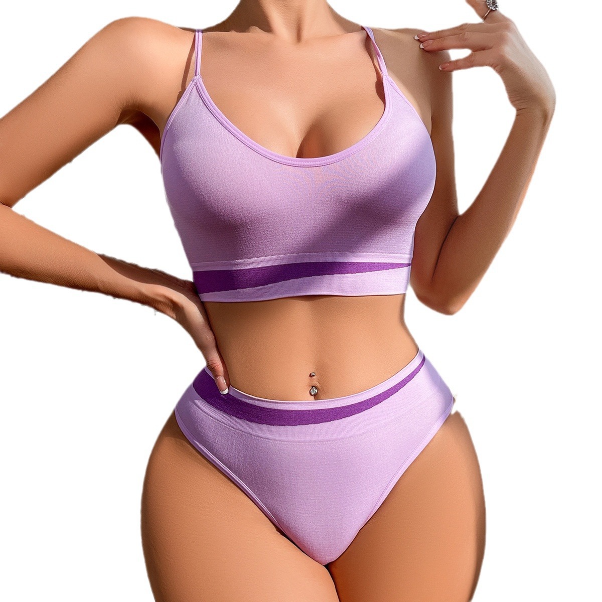 Olivia's Night Cross-border bra set: Seamless vest style, color-blocked double shoulder straps, adjustable upper support, shaped half-hip mid-waist underwear Item Picture