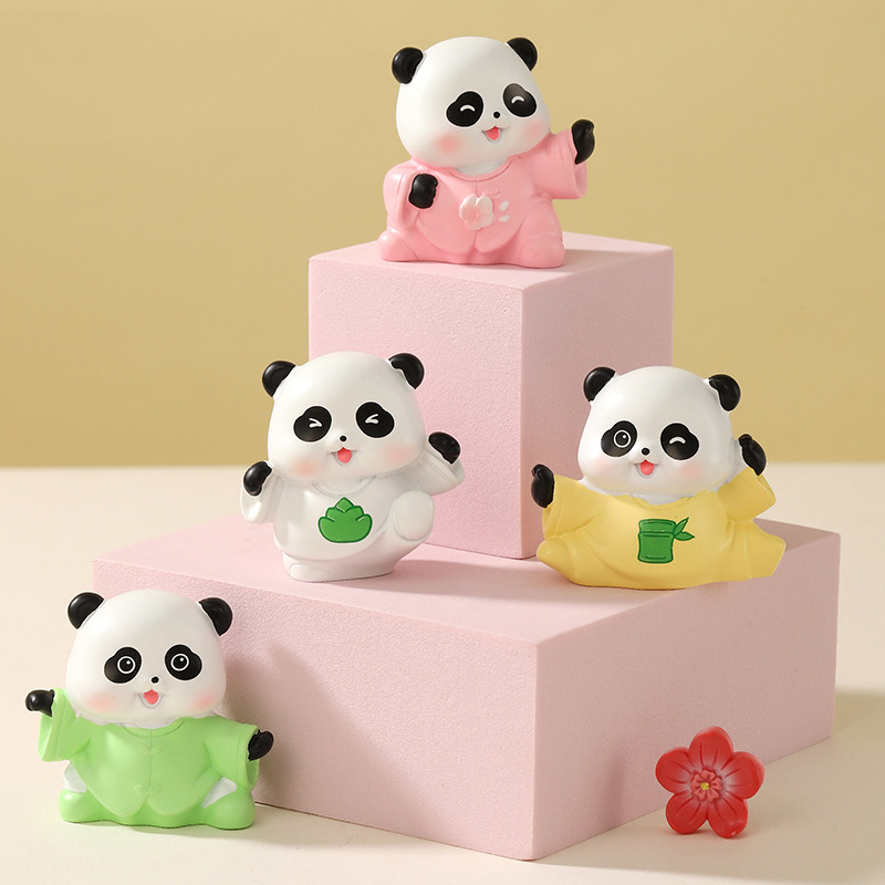 National trend panda small figurines, healing micro-landscape desktop decorations, cute cartoon center console car dolls Application Scenario