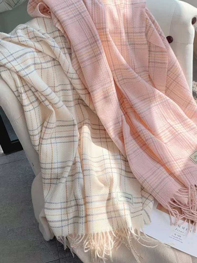 Pink Plaid Scarf Female Autumn Winter Advanced Sense 2023 New Korean Version Warm Thick Scarf Cape Application Scenario