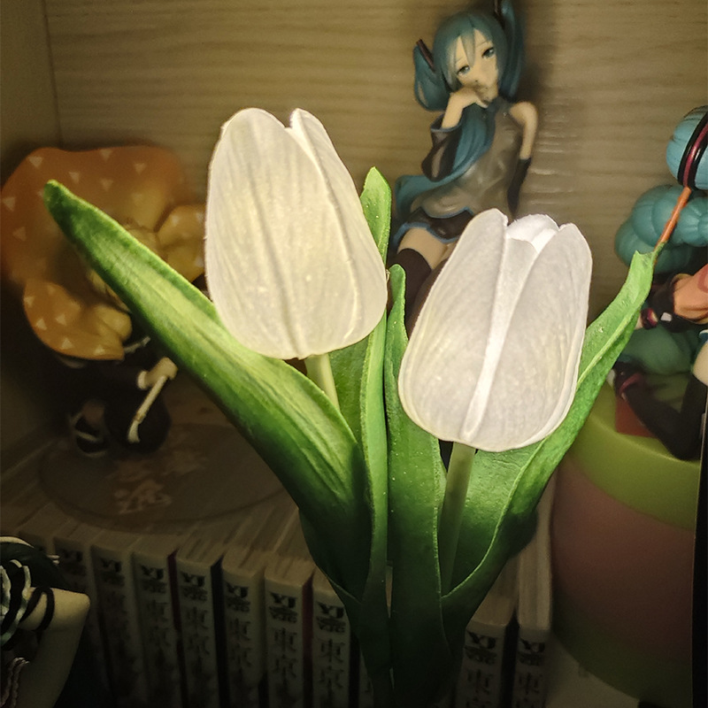 Led Tulip Nightlight Simulation Flower Bouquet Fresh Decoration Ins Girl Room Dormitory Bed Decoration Atmosphere Lamp details Picture