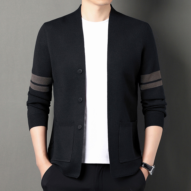 2023's best-selling men's fashion, high street style, casual, versatile, simple and youthful cardigan, sweater, knitted sweater, men's top details Picture