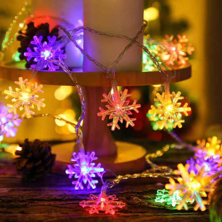Christmas led snowflake lights, string lights, flashing lights, starry sky lights, ambient lights, and small Christmas decorations