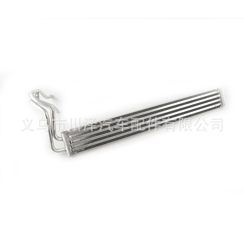 Применимо к охладителю porsche кайенотди Q7 радиатор 7l88222288g 955347090 Item Picture