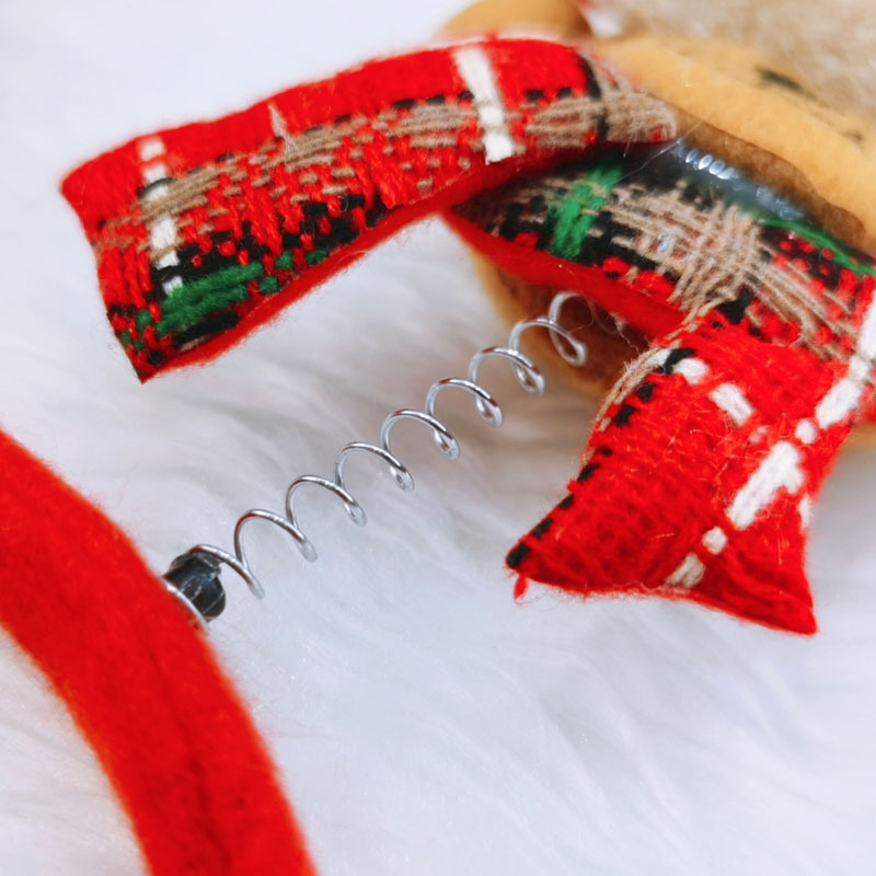 Christmas adult hair bands, children's holiday decorations, bear headbands, female Internet celebrity Ins-style hair clips, decorative props Application Scenario