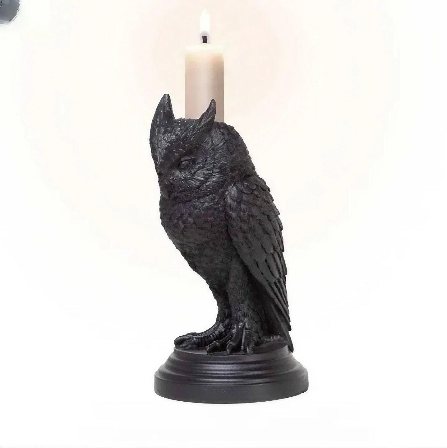 Cross-border Halloween Gothic candlestick decorations, resin home ornaments, ancient-style handicraft ornaments, gifts details Picture