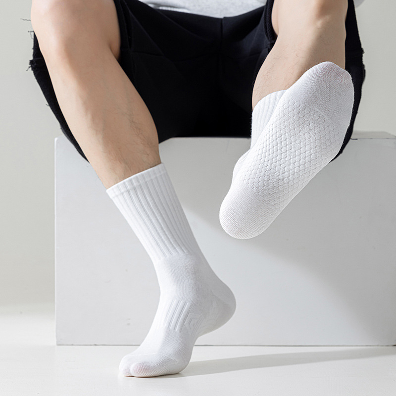 袜子男纯色按摩底中筒袜运动透气吸汗防臭男士棉袜黑色白色长筒袜