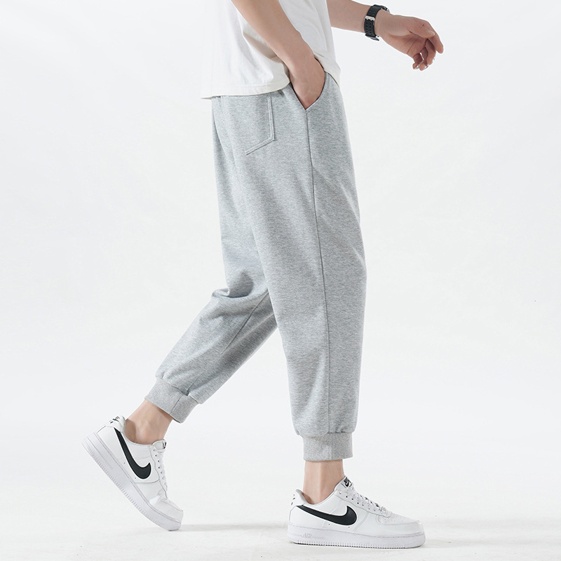 Wholesale of pure cotton men's 9-inch pants, loose, casual and sporty sweatpants, a trendy brand of summer breathable thin 9-inch pants Application Scenario
