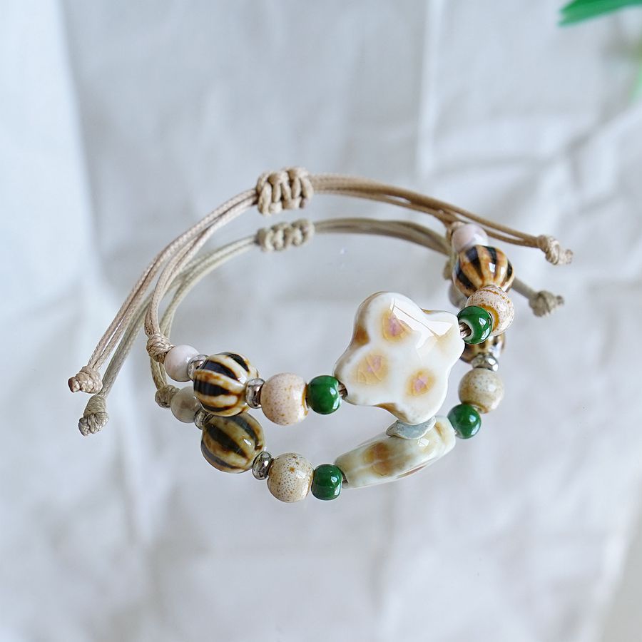 Jingdezhen ceramic woven bracelet for women, a new Chinese-style artistic best friend forest-themed ancient style bracelet gift Application Scenario