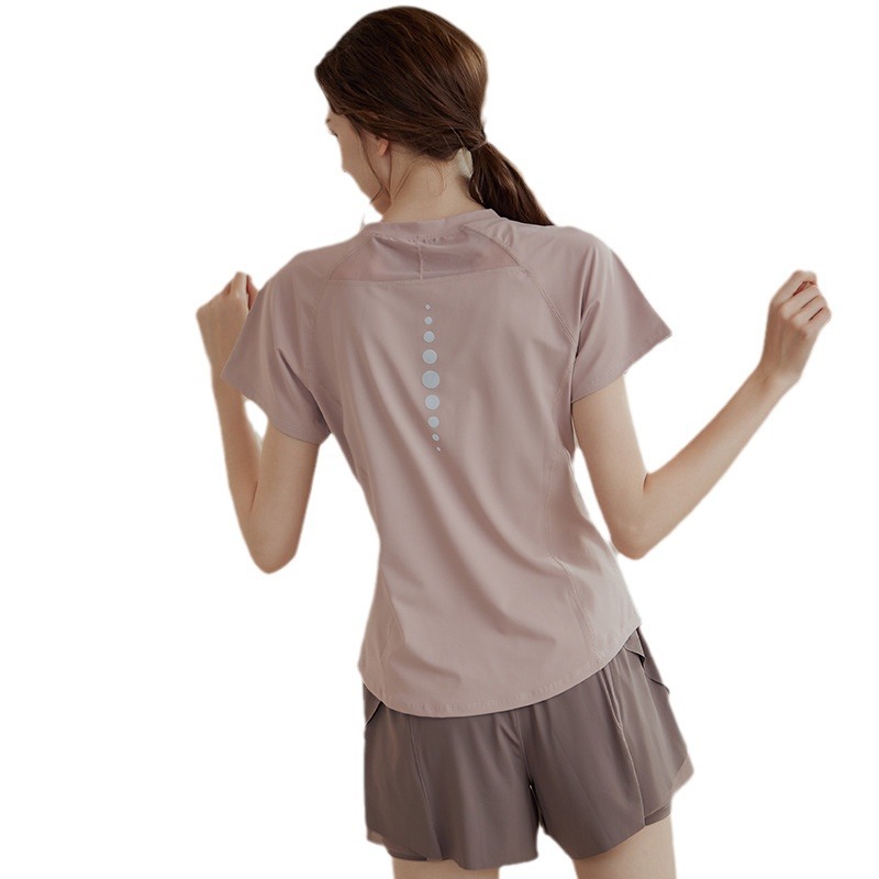 2025 New breathable, form-fitting and slimming sports top, women's yoga wear, running quick-drying short-sleeved T-shirt, fitness wear for summer Item Picture