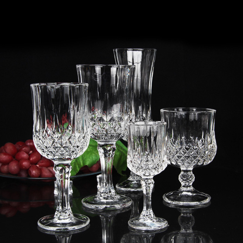 Tall glass cups, engraved red wine glasses, foreign wine glasses, and wine glasses details Picture