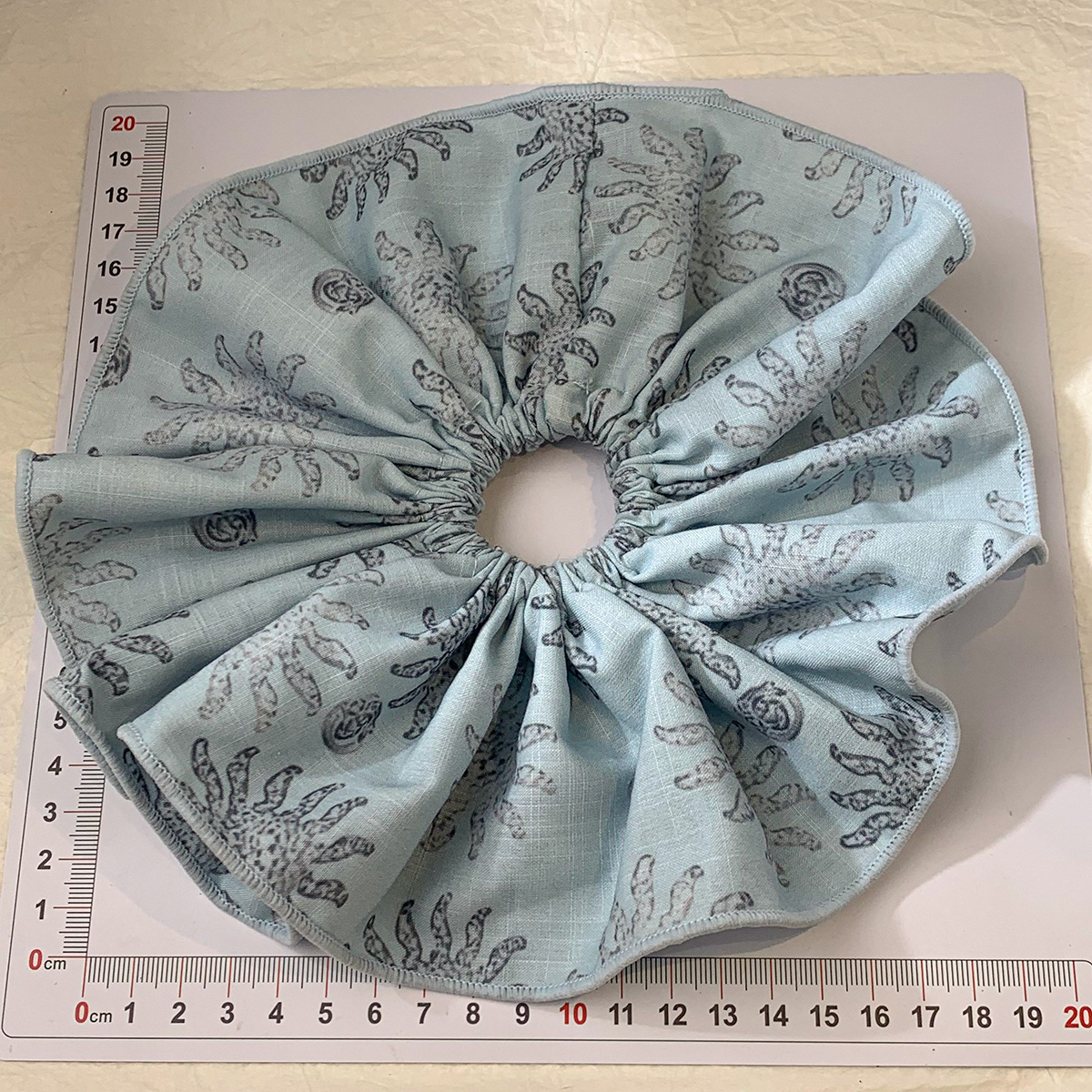 Artistic and retro lace, high-end large hair band, high-end ponytail hair tie, hair flower, double-layer ruffled edge hair accessory pic 1