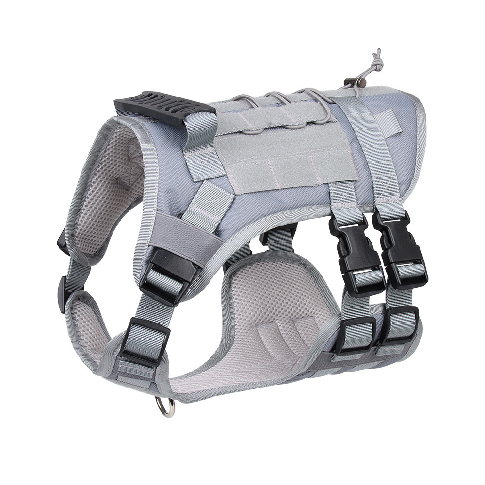Large dog tactical vest, outdoor water-resistant dog chest and back strap, medium and large dog tactical chest and back Application Scenario