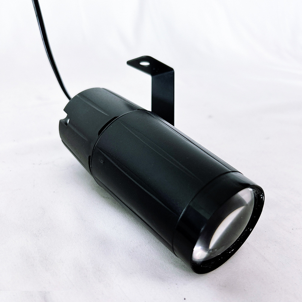 Remote Control Led Aperture High-Power Adjustable Small Spotlights Mirror Ball Spotlights Mini Colorful Effect Beam Lights Application Scenario
