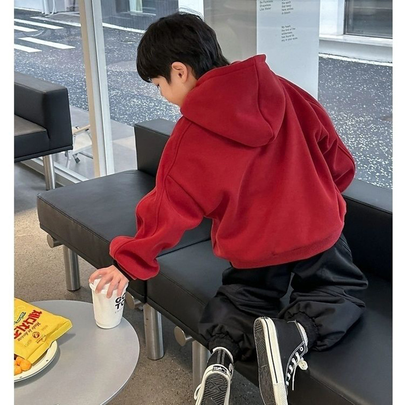 Children's letter embroidery, fleece and thickened New Year red hooded pullovers hoodie, winter Korean version loose top for boys and girls Item Picture