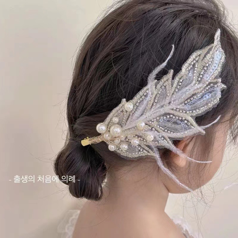 Feather Performance Headwear Girls Hair Clip Children Hair Clip Princess Clip Flower Girl Catwalk Accessories Girls Hair Clip Application Scenario