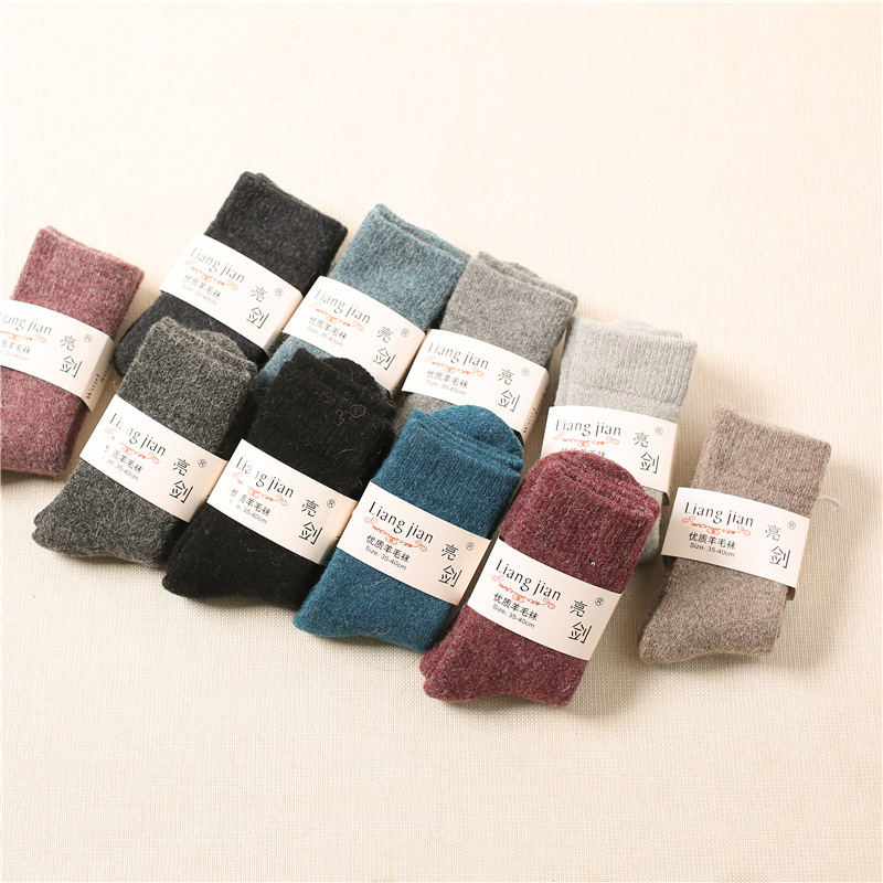 Autumn and winter wool socks for women, mid-calf socks with fleece and thickened heating and warmth, super thick wool socks for men, wool Specification image